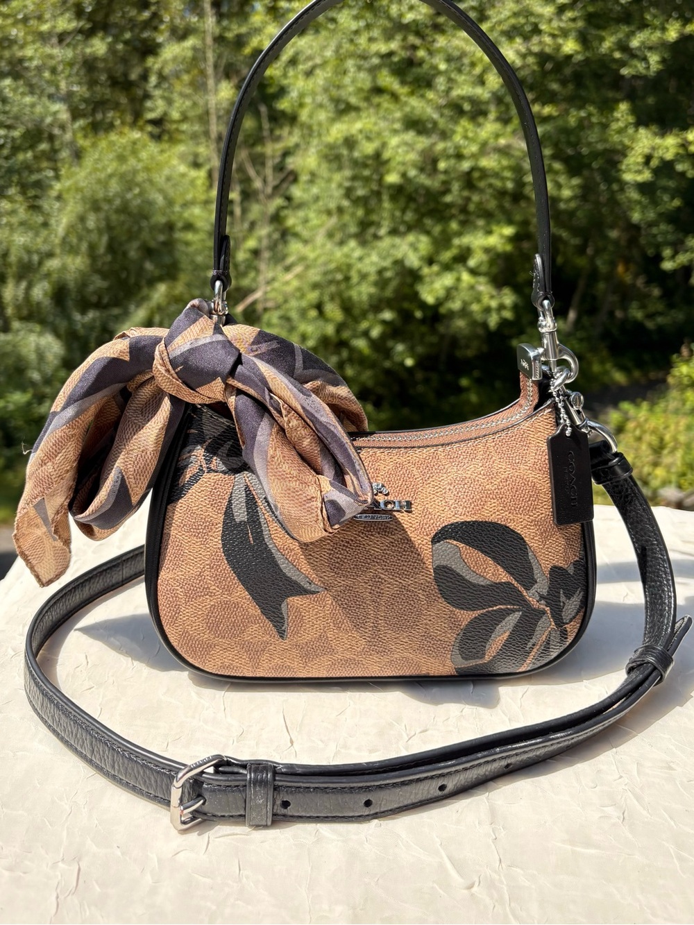 COACH Teri Bag In Signature Canvas With Bow Print And Bow Print Scarf CY733